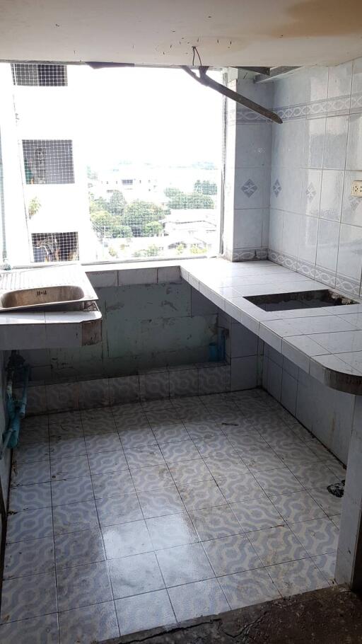 28 Sqm., 1 Bed, 1 Bath Condo listed for ฿ 251,000.