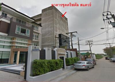 29 Sqm., 1 Bed, 1 Bath Condo listed for ฿ 225,000.