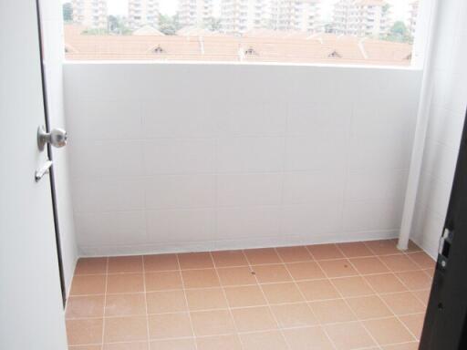31 Sqm., 1 Bed, 1 Bath Condo listed for ฿ 240,000.