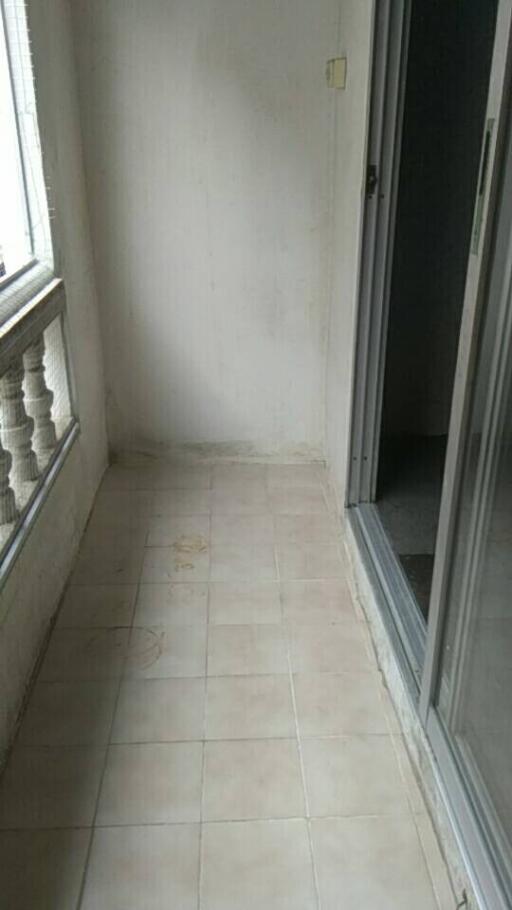 26 Sqm., 1 Bed, 1 Bath Condo listed for ฿ 288,000.