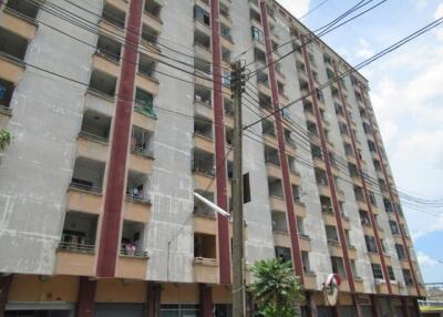 32 Sqm., 1 Bed, 1 Bath Condo listed for ฿ 283,000.