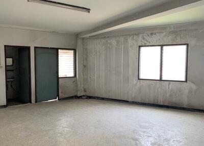 36 Sqm., 1 Bed, 1 Bath Condo listed for ฿ 252,000.