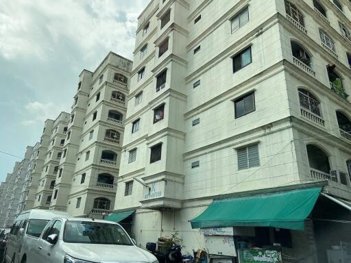 25 Sqm., 1 Bed, 1 Bath Condo listed for ฿ 277,000.