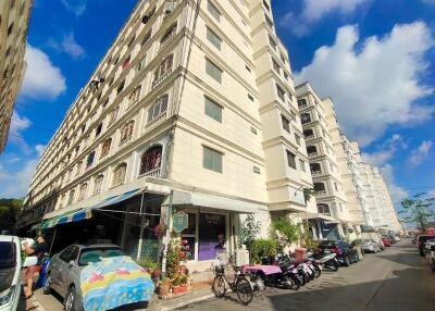 25 Sqm., 1 Bed, 1 Bath Condo listed for ฿ 268,000.