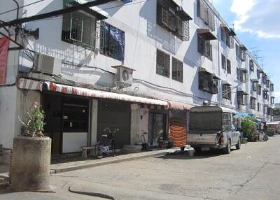 24 Sqm., 1 Bed, 1 Bath Condo listed for ฿ 263,000.