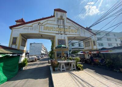 26 Sqm., 1 Bed, 1 Bath Condo listed for ฿ 165,000.