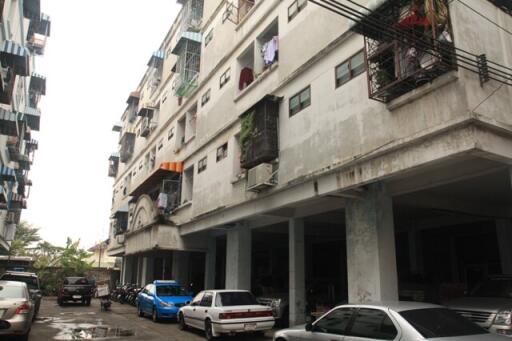 26 Sqm., 1 Bed, 1 Bath Condo listed for ฿ 229,000.