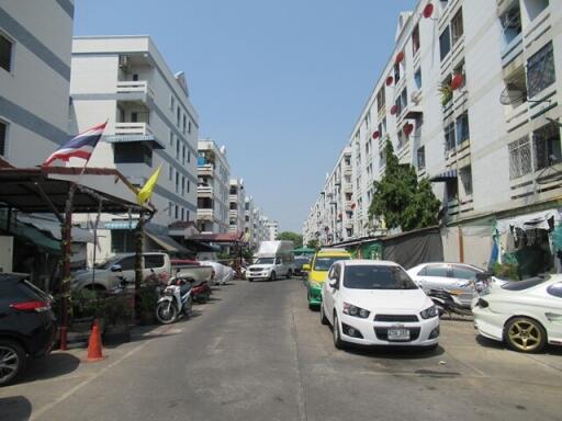 25 Sqm., 1 Bed, 1 Bath Condo listed for ฿ 212,000.