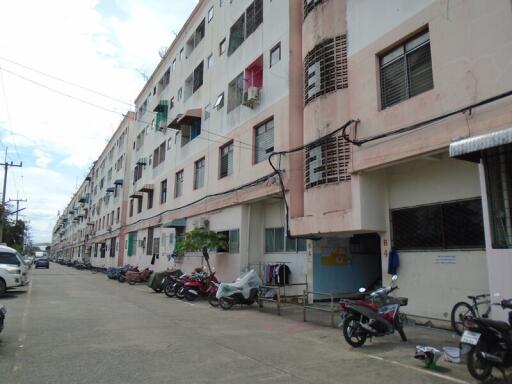 23 Sqm., 1 Bed, 1 Bath Condo listed for ฿ 214,000.