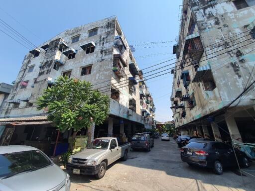 29 Sqm., 1 Bed, 1 Bath Condo listed for ฿ 210,000.
