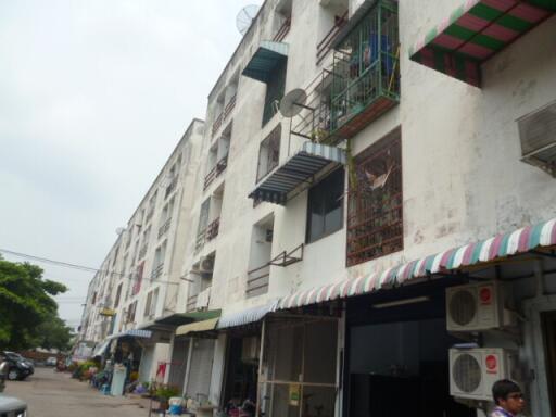 25 Sqm., 1 Bed, 1 Bath Condo listed for ฿ 154,000.