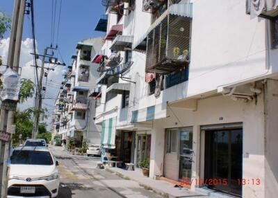 24 Sqm., 1 Bed, 1 Bath Condo listed for ฿ 165,000.