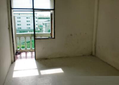20 Sqm., 1 Bed, 1 Bath Condo listed for ฿ 100,000.