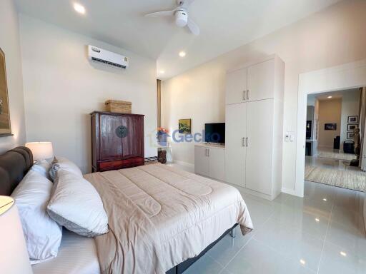 3 Bedrooms House in Parkside Pool Villas East Pattaya H011579