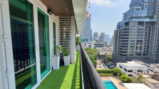 Large Luxury Condo Sukhumvit 11