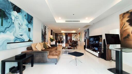 Large Luxury Condo Sukhumvit 11