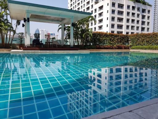 Large Luxury Condo Sukhumvit 11