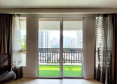 Large Luxury Condo Sukhumvit 11