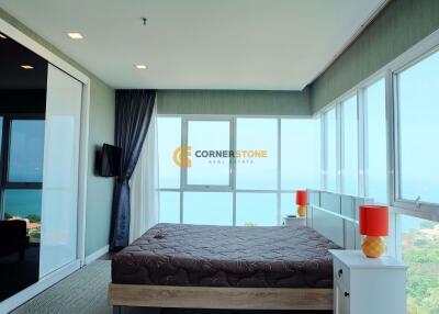 คอนโดนี้ มีห้องนอน 1 ห้องนอน  อยู่ในโครงการ คอนโดมิเนียมชื่อ One Tower Pratumnak 