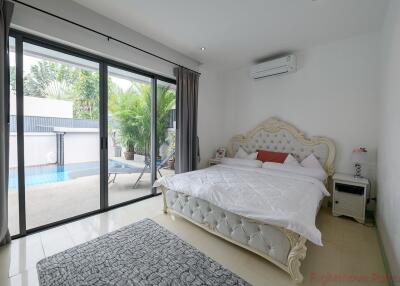 2 Bed House For Rent In East Pattaya - Palm Lakeside Villas