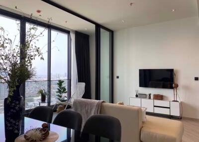 2 bed Condo in Chapter Charoennakhorn-Riverside Banglamphulang Sub District C020954