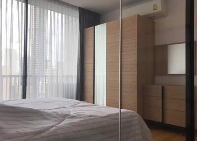 1 bed Condo in Noble Revo Silom Silom Sub District C020951