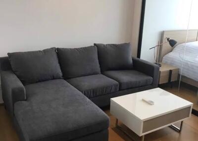 1 bed Condo in Noble Revo Silom Silom Sub District C020951