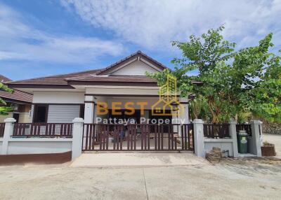 3 Bedrooms Villa / Single House in Pornthep Garden Ville 8 East Pattaya H011819