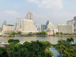 Urban skyline view showcasing modern architecture and lush greenery