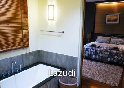 Blue Lagoon : 2 Bedroom Condo With Pool View