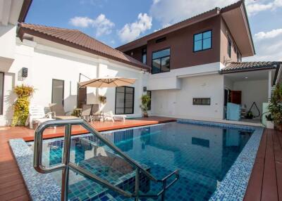 6 bedroom house with private pool at Ornsirin 11