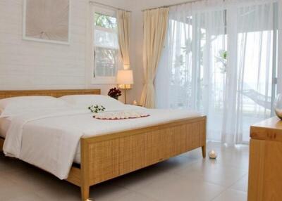 Absolute Beachfront 3 Bedroom Luxury Villa