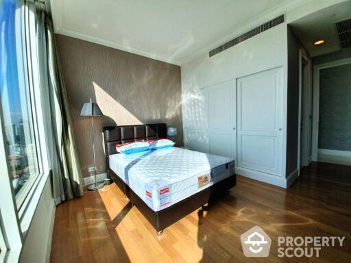 3-BR Condo at Royce Private Residences near MRT Sukhumvit