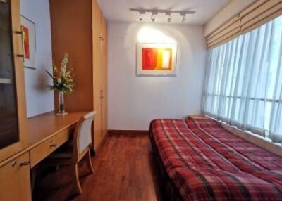Langsuan Ville 2 bedroom condo for rent