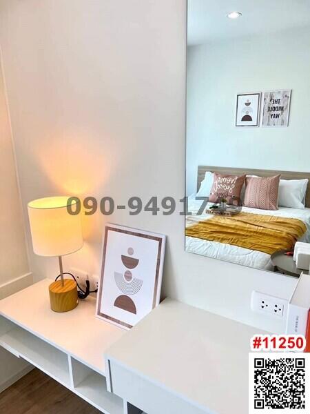 Cozy and well-furnished modern bedroom with stylish decor