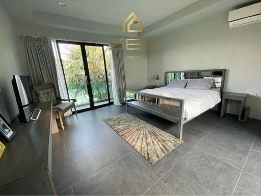 Modern Pool Villa: 3 Bedrooms in Bang Tao for Rent