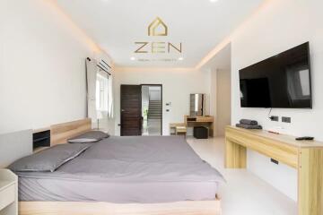 Luxury Pool Villa: 3 Bedrooms in Kathu for Rent