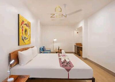 Luxury 5-Bedroom Pool Villa in Rawai for Rent