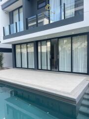 Modern Style 5-Bedroom Pool Villa in Bang Tao for Rent