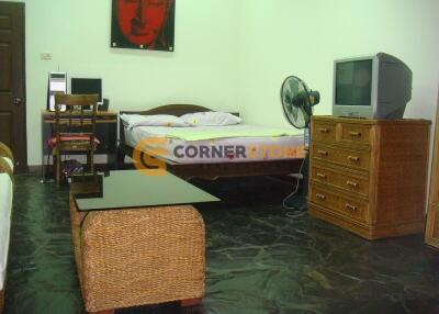 คอนโดนี้มี 1 ห้องนอน  อยู่ในโครงการ คอนโดมิเนียมชื่อ 9 Karat  ตั้งอยู่ที่