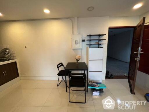 2-BR Condo at Wittayu Complex near BTS Phloen Chit