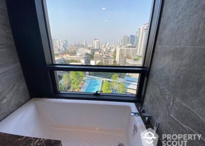 2-BR Condo at The Esse Sukhumvit 36 near BTS Thong Lor