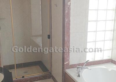 4-Bedrooms Apartment - BangNa