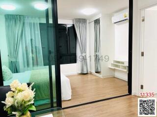 Modern bedroom with glass partition