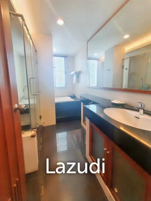 4 Bed 4 Bath 270 SQ.M Sathorn Gallery Residences