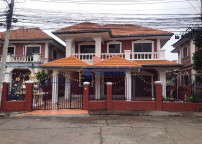 3 Bedrooms House in TW Nern Plub Wan East Pattaya H011589