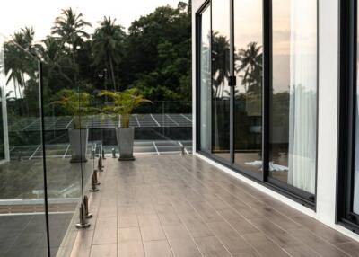 Luxury 5-Bedroom Villa with Ocean View in Chaweng