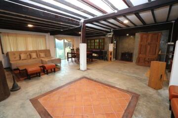 Traditional Two-Bedroom House for Rent at San Phi Suea