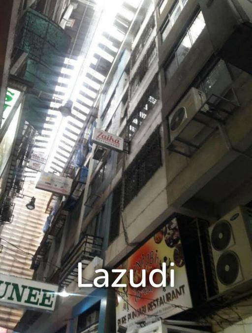 7  Storey Retail Building For sale in Pratunam