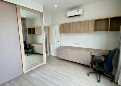 Siri Residence  2 Bedroom Condo in Sukhumvit 24
